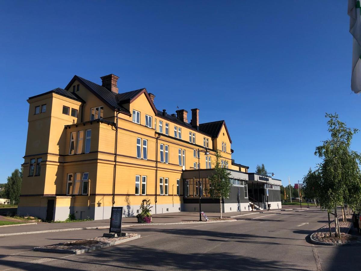 Orsa Jaernvaegshotell Exterior photo